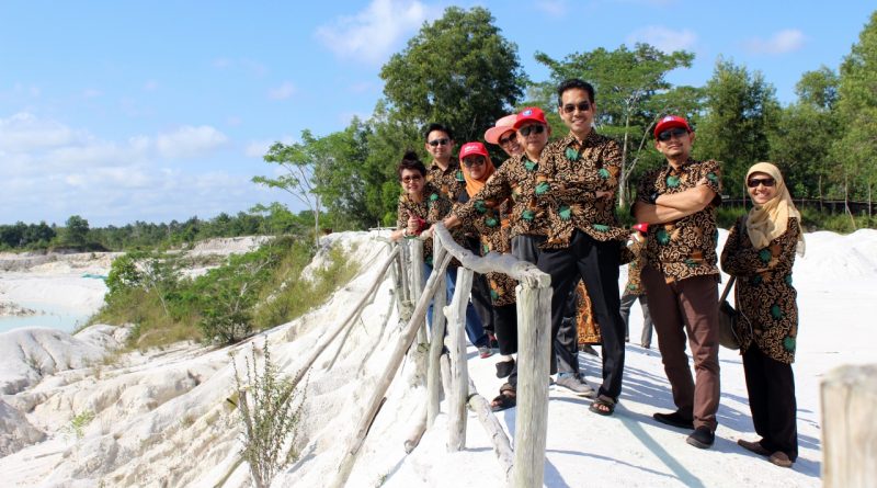 FMIPA Goes to Belitong: Menuju Negeri Laskar Pelangi