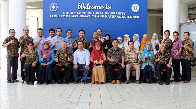 Foto bersama dalam Pembukaan Audit Eksternal ISO FMIPA IPB 2018