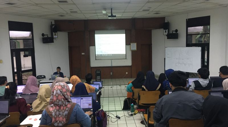 Statistics Academy 2.0 Ajarkan Mahasiswa Perancangan Survei dan Data Crawling